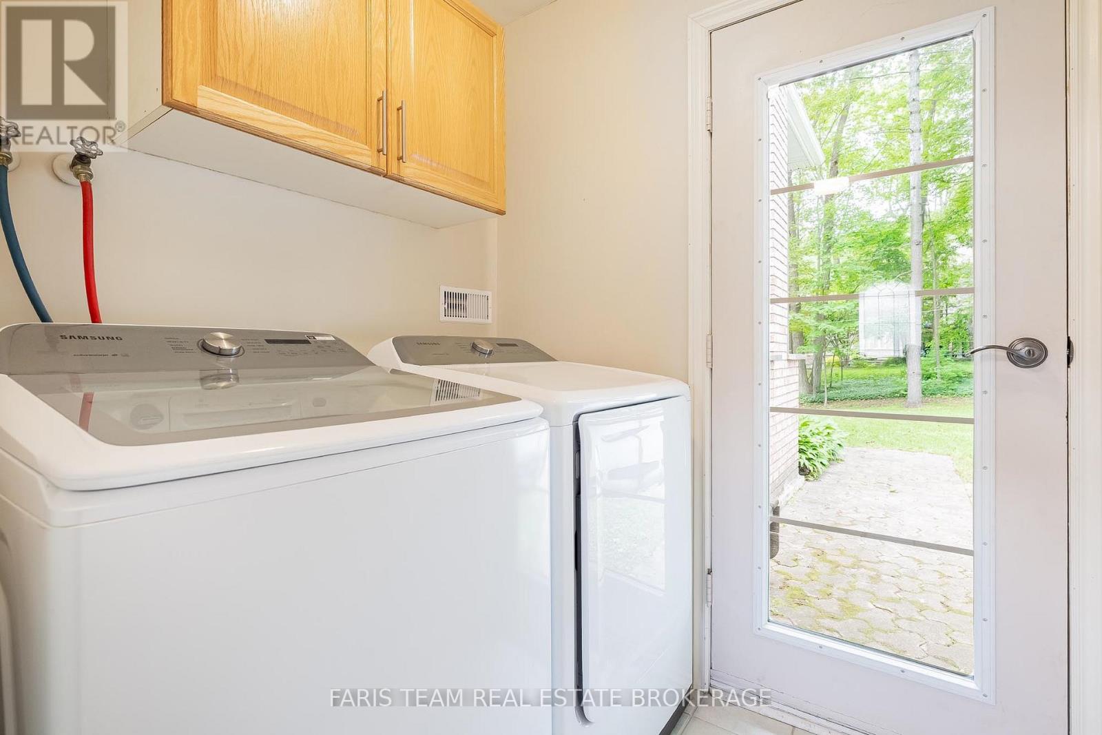 1202 Sunnidale Road, Springwater (Centre Vespra), Ontario  L4M 4S4 - Photo 22 - S13467772