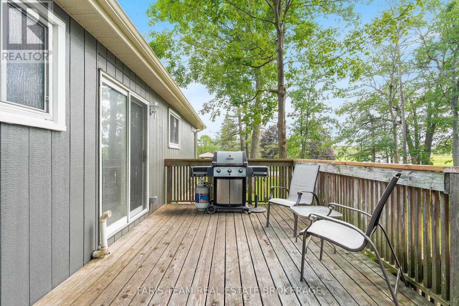 1202 Sunnidale Road, Springwater (Centre Vespra), Ontario  L4M 4S4 - Photo 28 - S13467772