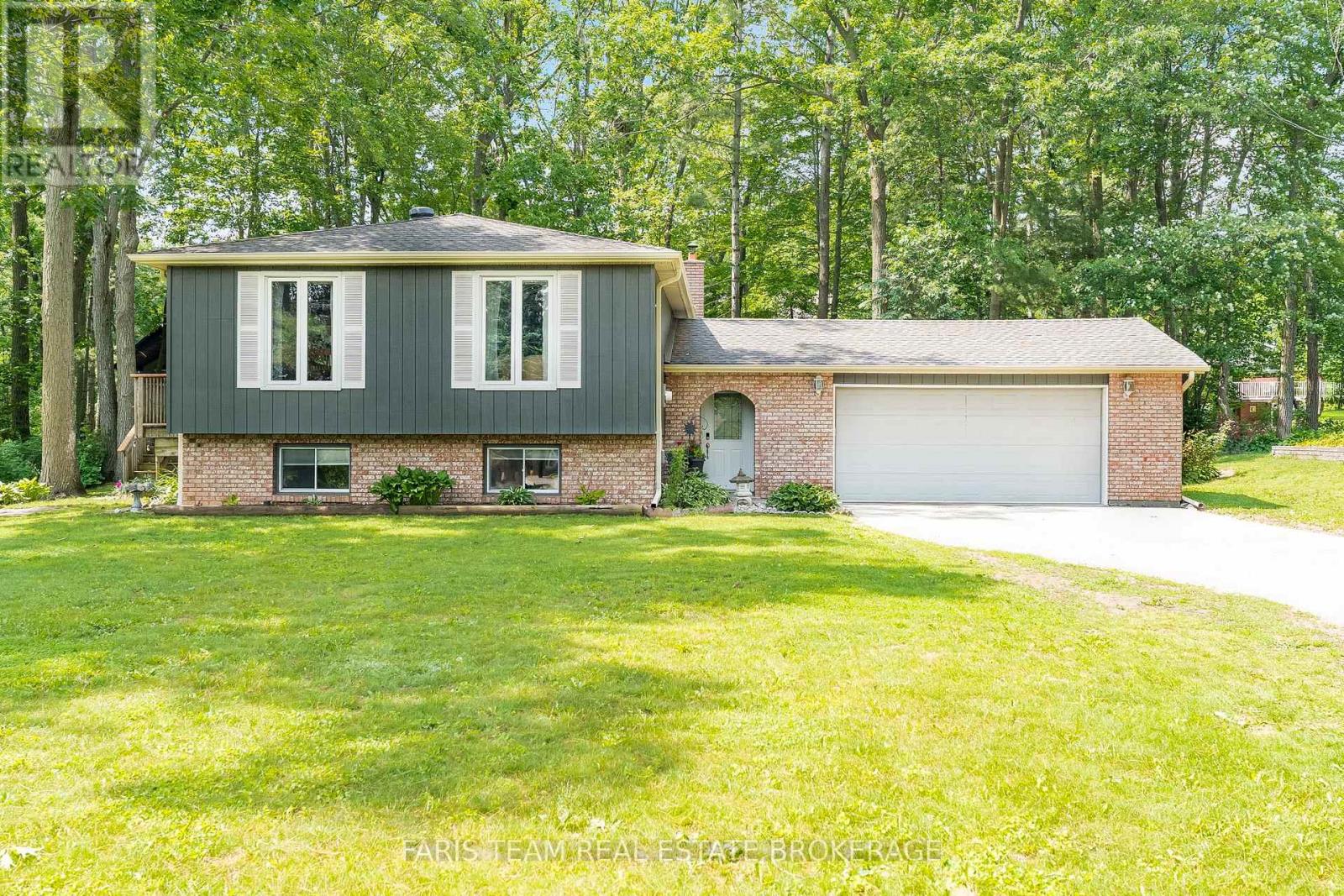 1202 Sunnidale Road, Springwater (Centre Vespra), Ontario  L4M 4S4 - Photo 3 - S13467772