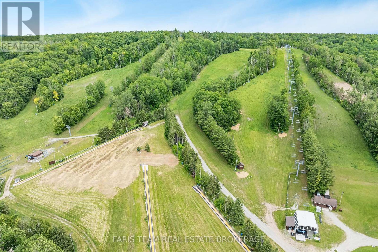 1202 Sunnidale Road, Springwater (Centre Vespra), Ontario  L4M 4S4 - Photo 38 - S13467772