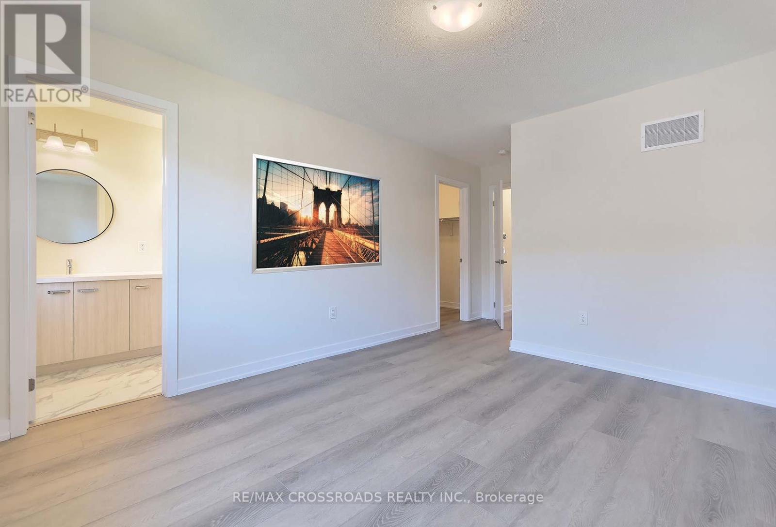 1344 Kobzar Drive, Oakville, Ontario  L6M 4L8 - Photo 22 - W13466890