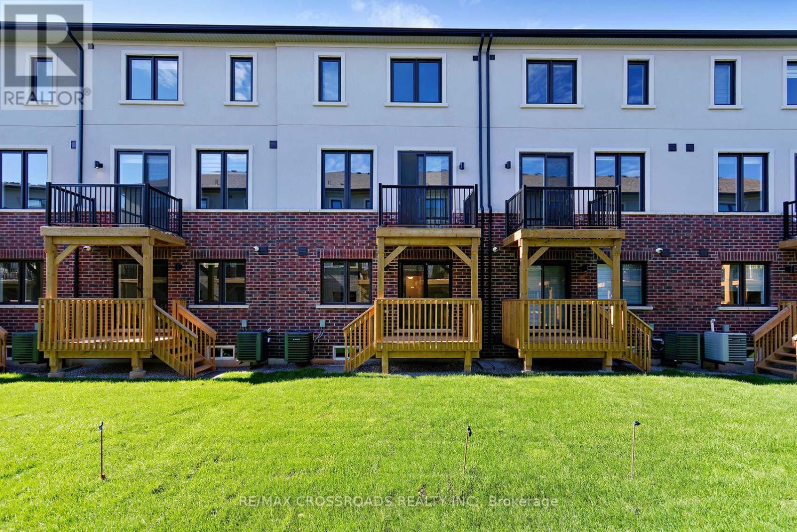 1344 Kobzar Drive, Oakville, Ontario  L6M 4L8 - Photo 41 - W13466890