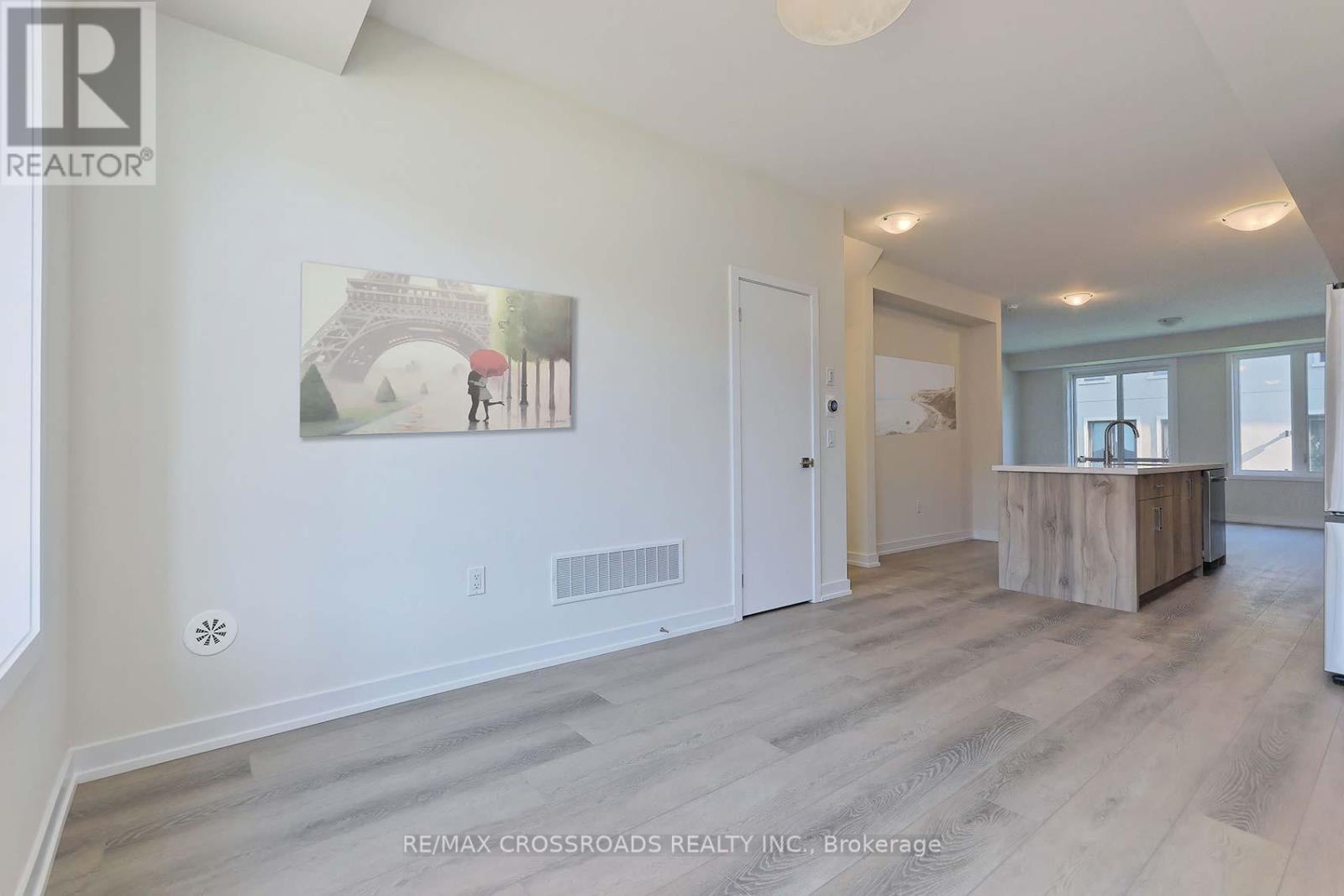 1344 Kobzar Drive, Oakville, Ontario  L6M 4L8 - Photo 16 - W13466890