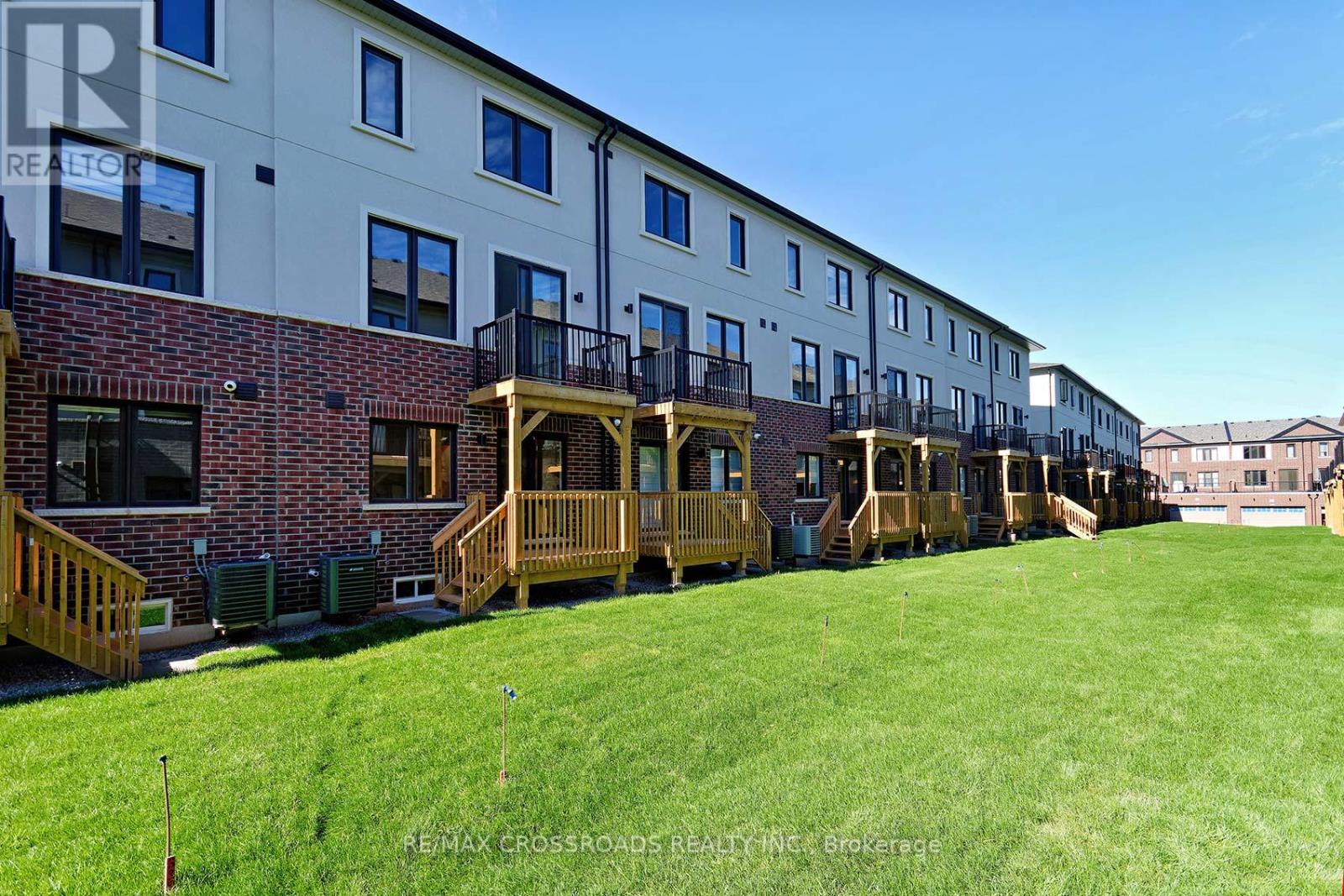 1344 Kobzar Drive, Oakville, Ontario  L6M 4L8 - Photo 43 - W13466890
