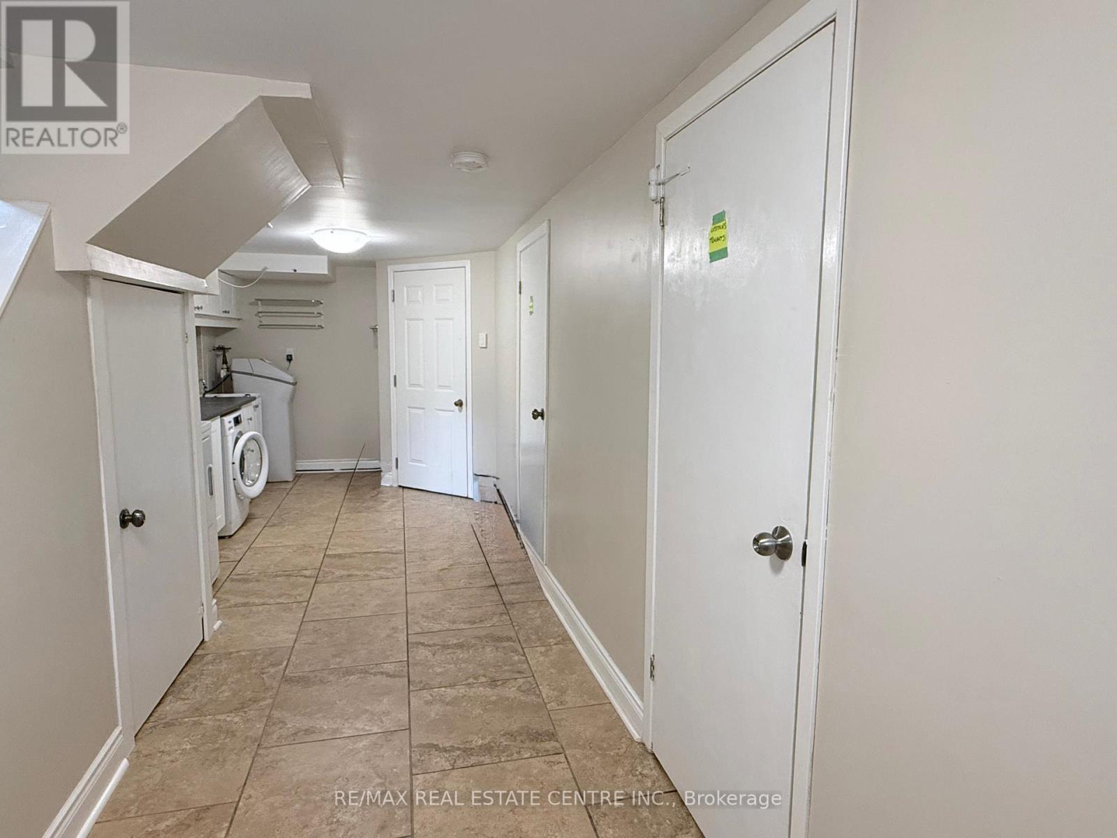 Basement - 18 Mackenzie Drive, Halton Hills, Ontario  L7G 4B9 - Photo 15 - W13467764