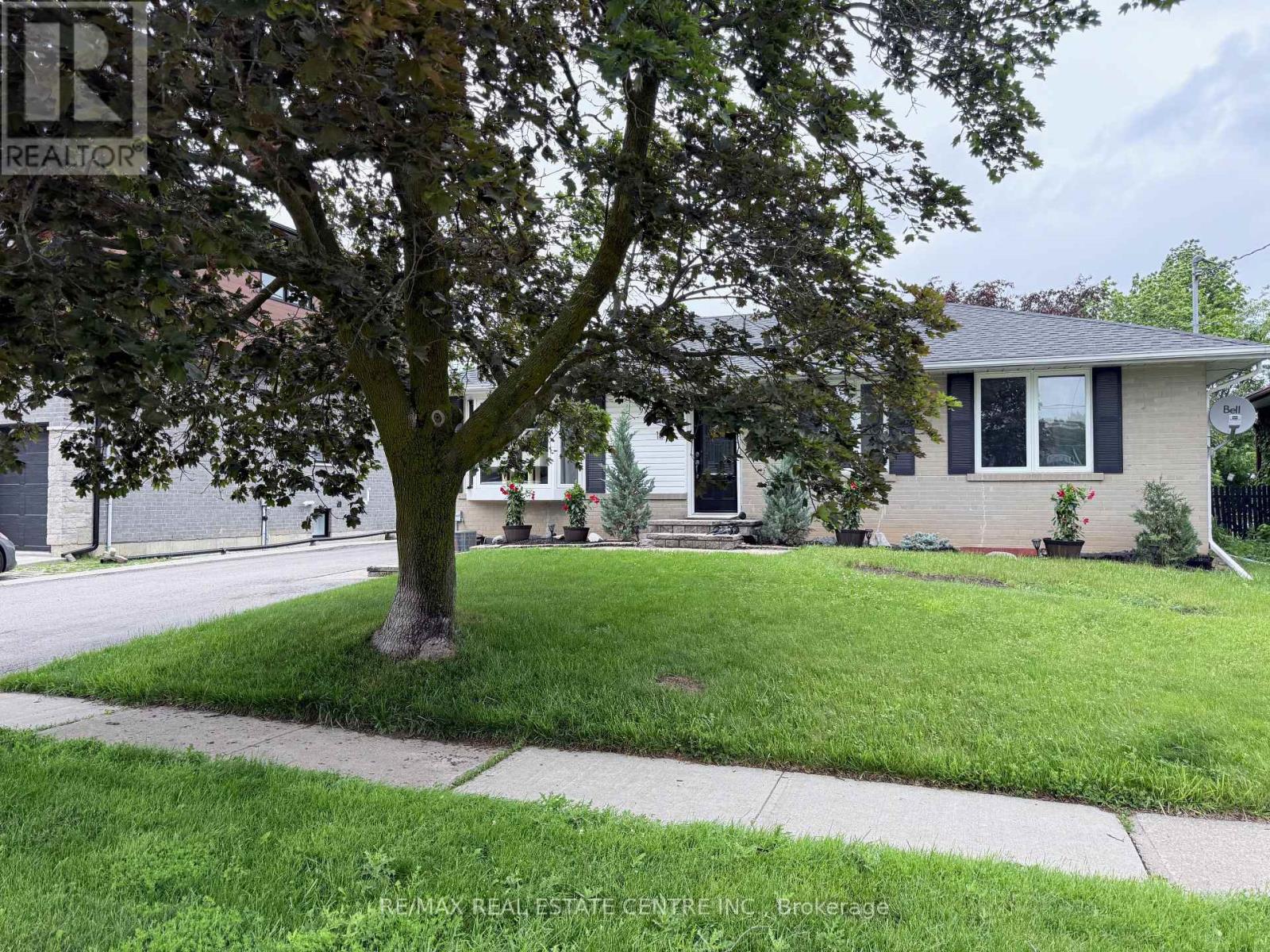 Basement - 18 Mackenzie Drive, Halton Hills, Ontario  L7G 4B9 - Photo 2 - W13467764