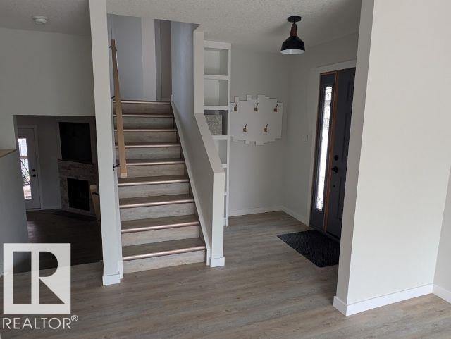 703 Grandin Dr, Morinville, Alberta  T8R 1K2 - Photo 5 - E4490882