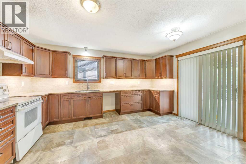 5713 34 Street, Lloydminster, Alberta T9V 1Z8 - Photo 8 - A2320750