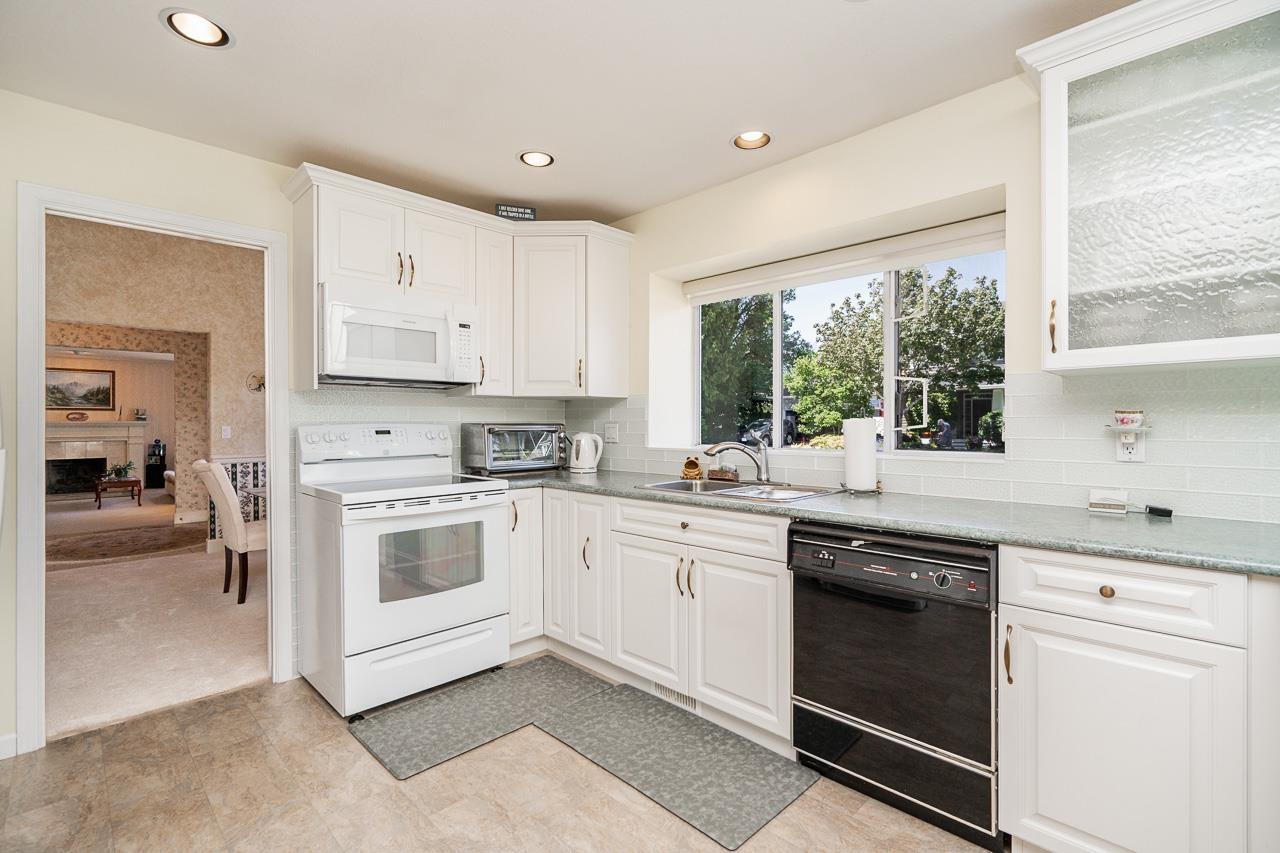 2112 124 Street, Surrey, British Columbia  V4A 3M5 - Photo 9 - R3137737