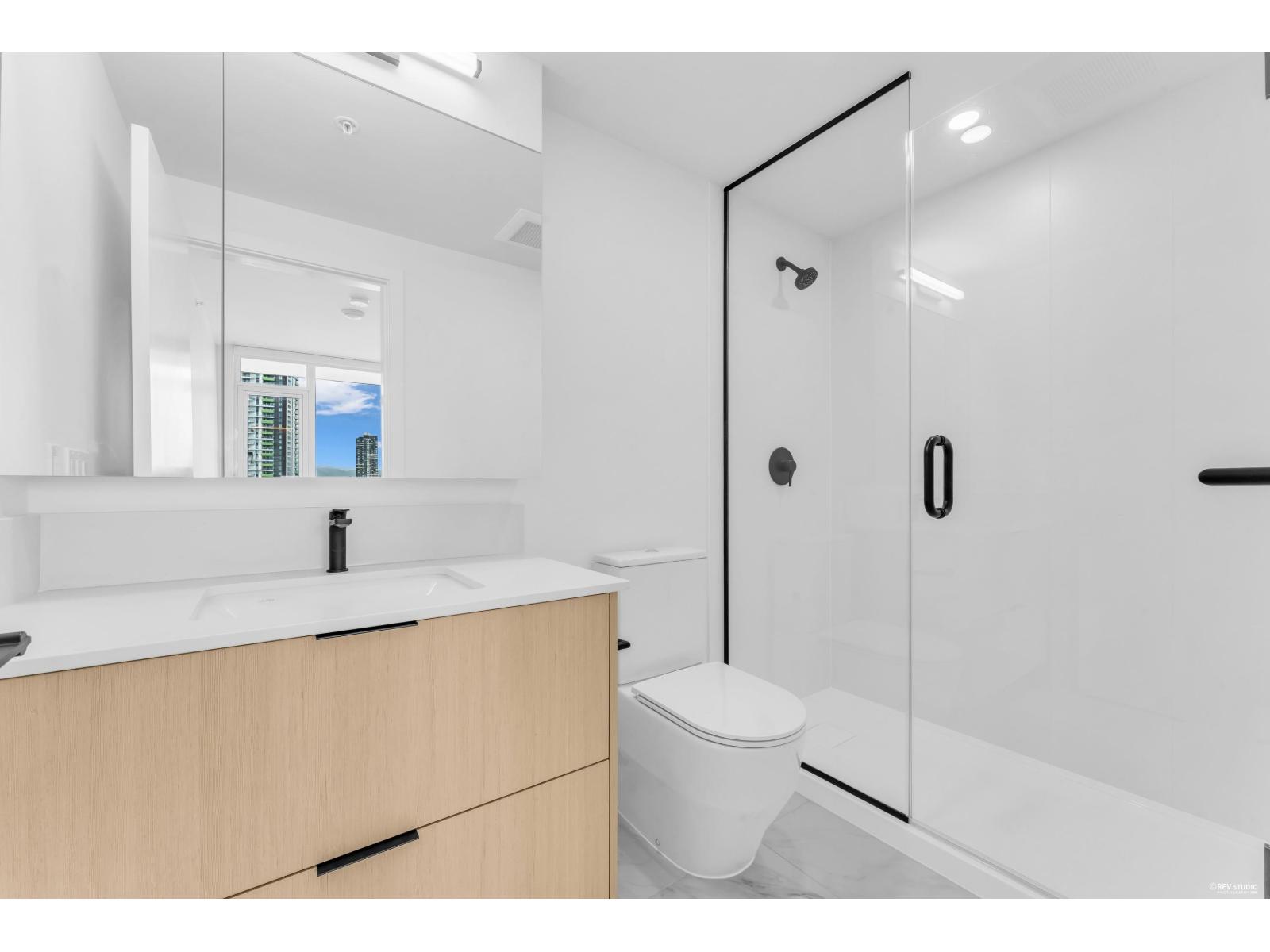 1111 13738 Central Avenue, Surrey, British Columbia  V3T 0X5 - Photo 12 - R3137639