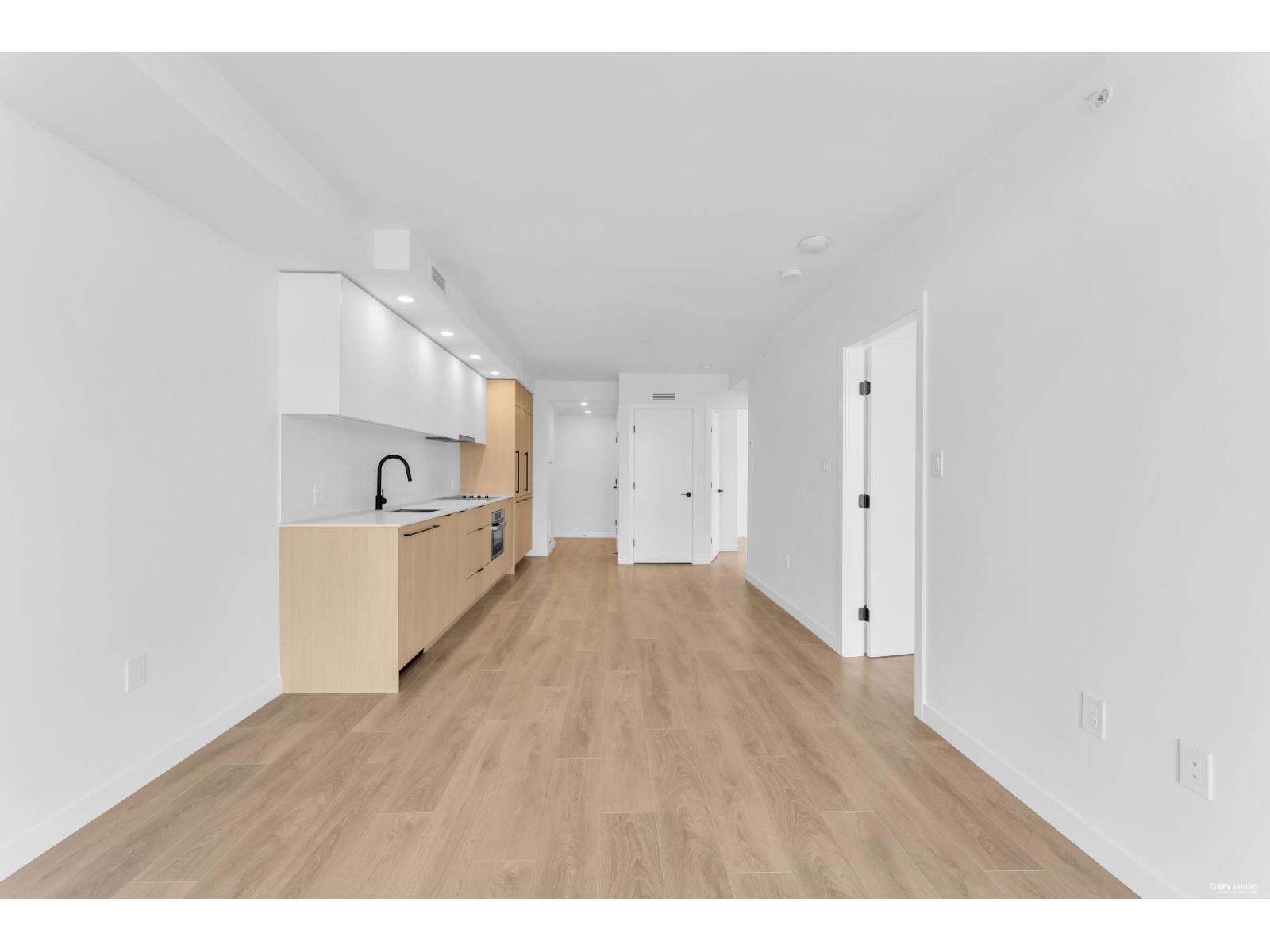 1111 13738 Central Avenue, Surrey, British Columbia  V3T 0X5 - Photo 14 - R3137639