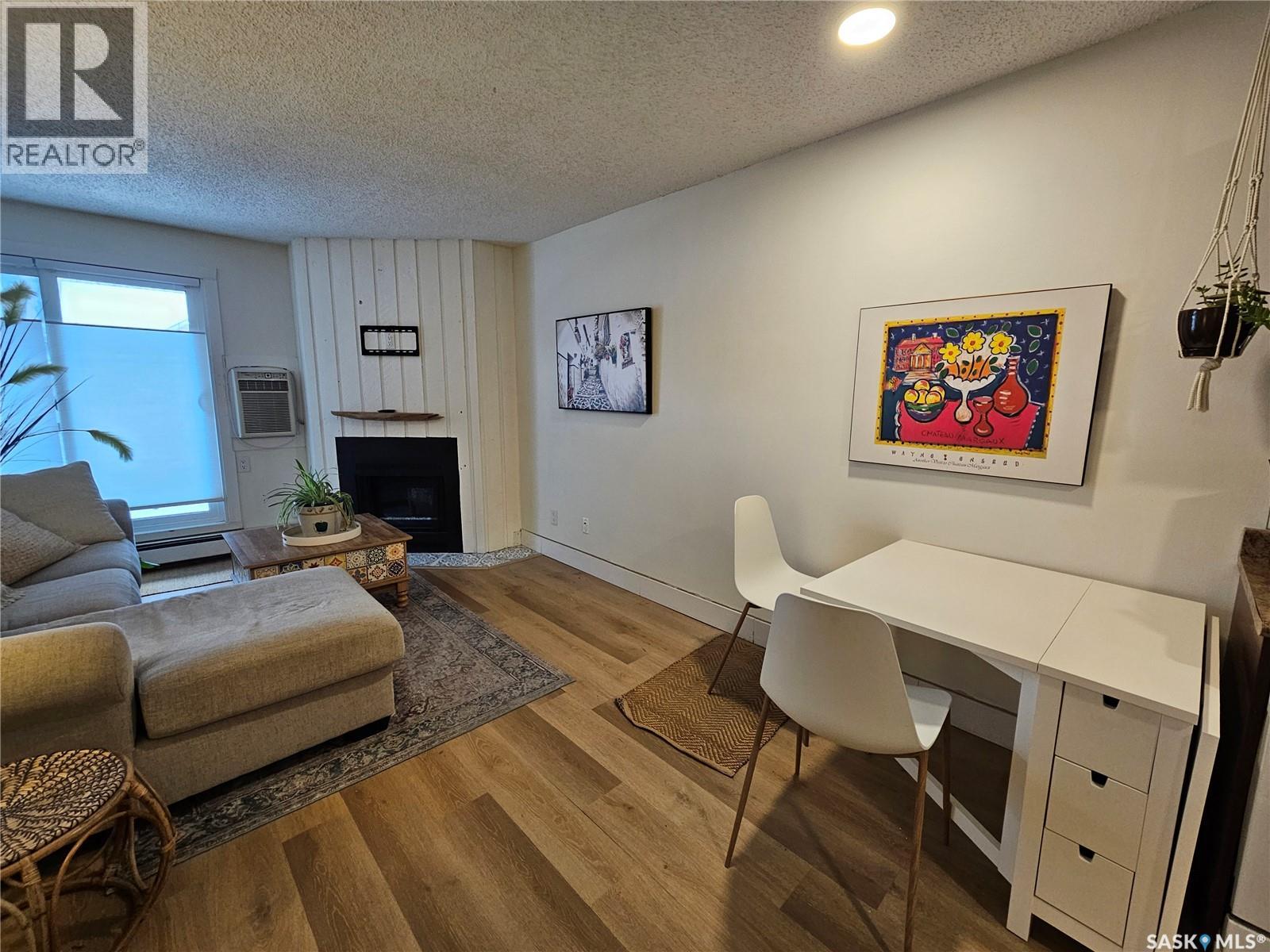 207 512 4th Avenue N, Saskatoon, Saskatchewan  S7K 2M7 - Photo 3 - SK039384