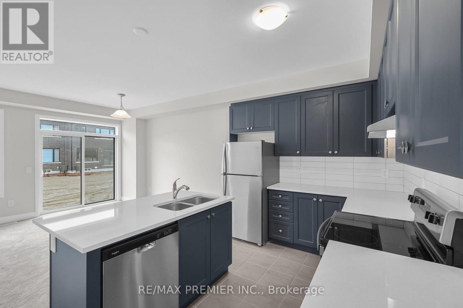 138 Corley Street, Kawartha Lakes, Ontario K9V 0R4 - Photo 3 - X13467732