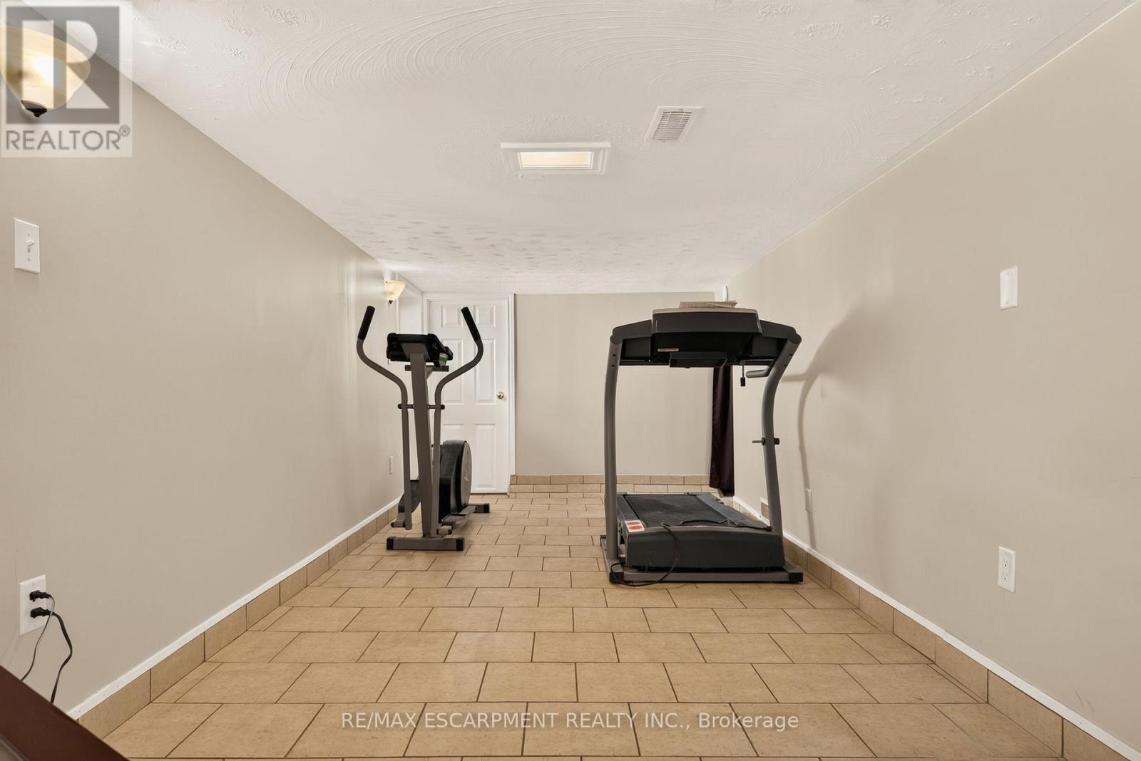 277 Normanhurst Avenue, Hamilton, Ontario  L8H 5N3 - Photo 27 - X13467860