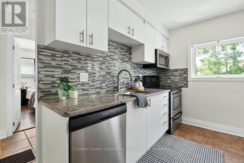 720 Britannia Avenue, Hamilton, Ontario  L8H 2A9 - Photo 17 - X13467976