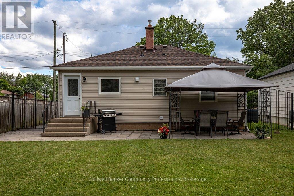 720 Britannia Avenue, Hamilton, Ontario  L8H 2A9 - Photo 35 - X13467976