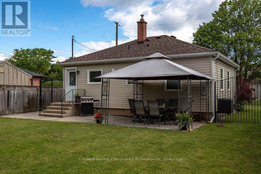 720 Britannia Avenue, Hamilton, Ontario  L8H 2A9 - Photo 38 - X13467976