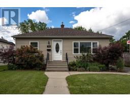 720 BRITANNIA AVENUE, Hamilton, Ontario