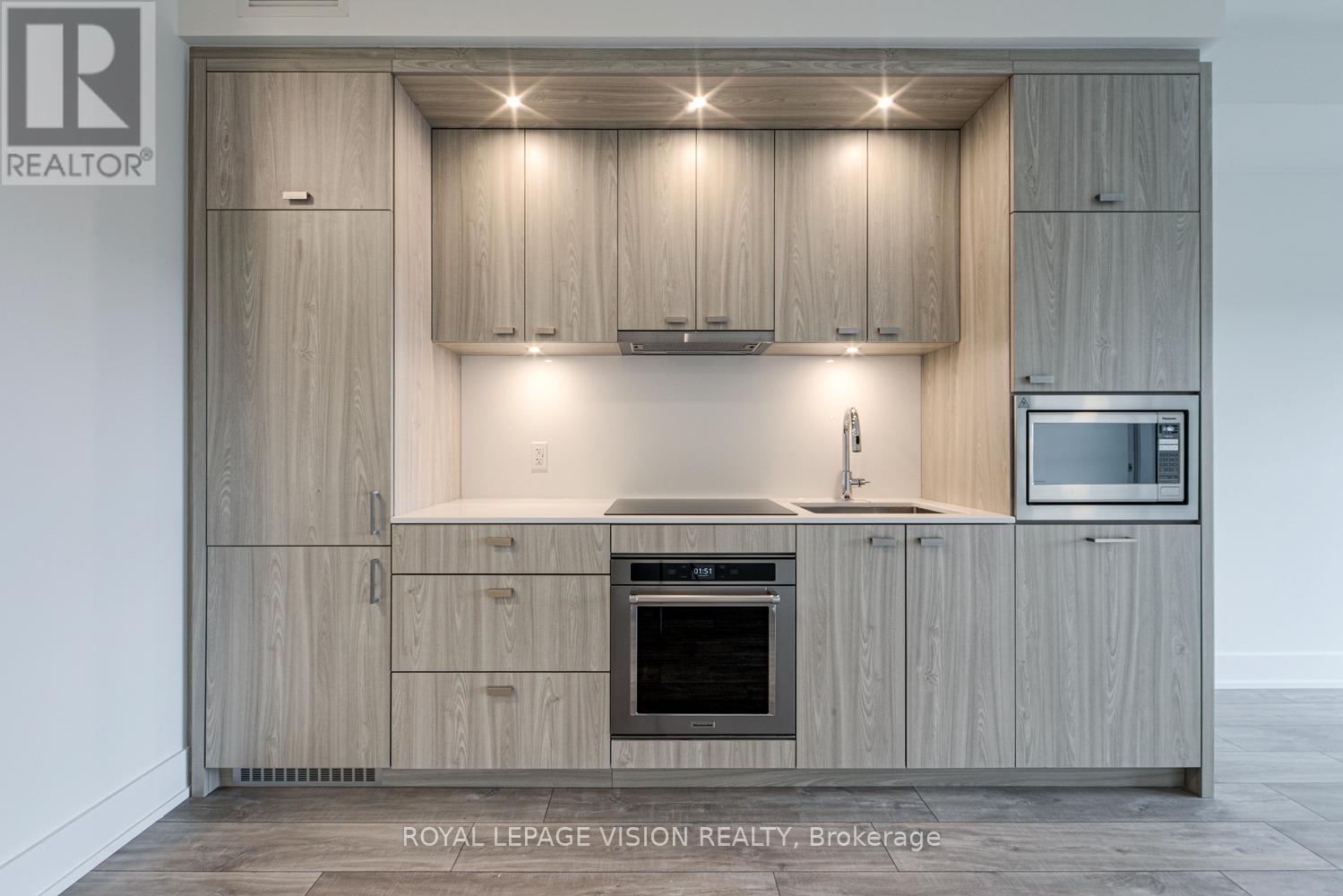 819 - 858 Dupont Street, Toronto, Ontario M6G 0C1 - Photo 6 - W13460550