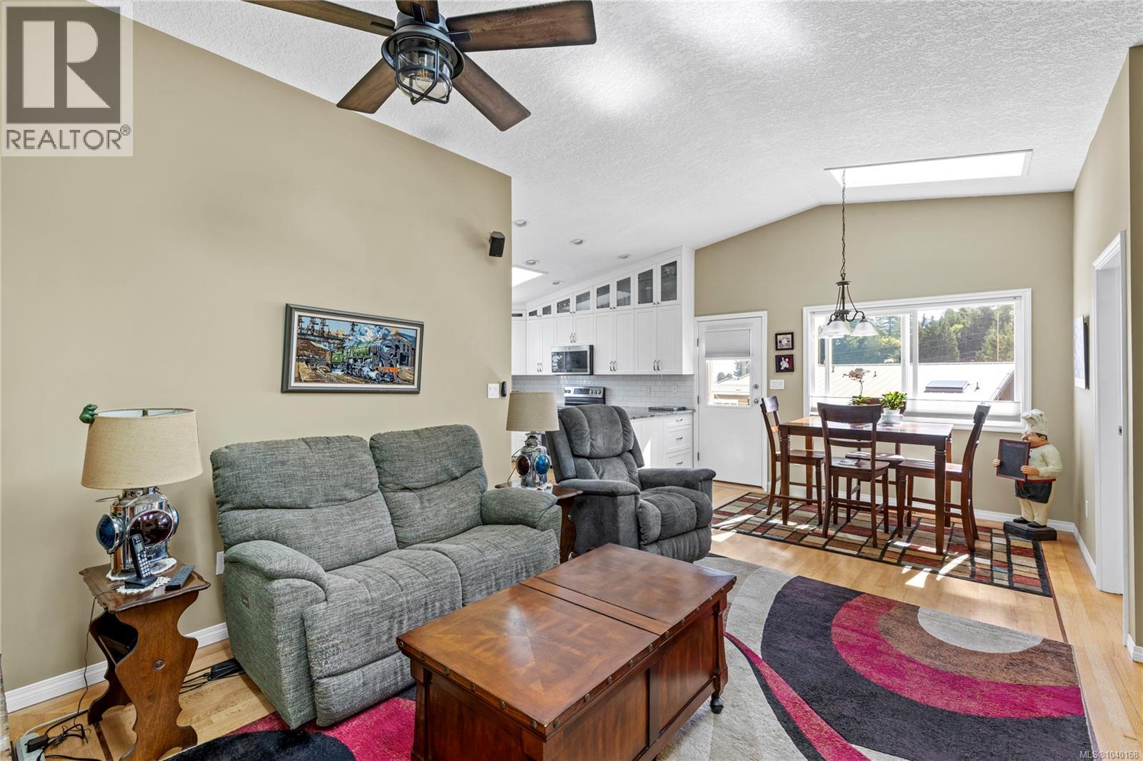 323 Hoylake Rd W, Qualicum Beach, British Columbia  V9K 1K5 - Photo 45 - 1040168