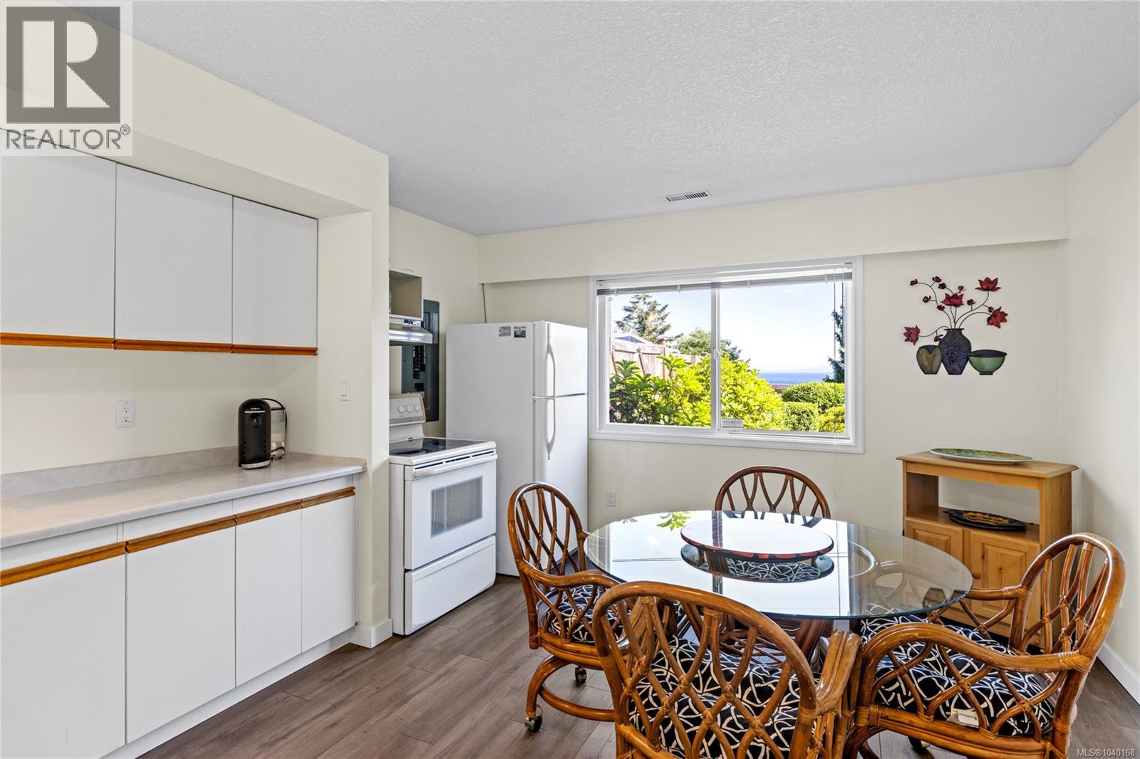 323 Hoylake Rd W, Qualicum Beach, British Columbia  V9K 1K5 - Photo 49 - 1040168
