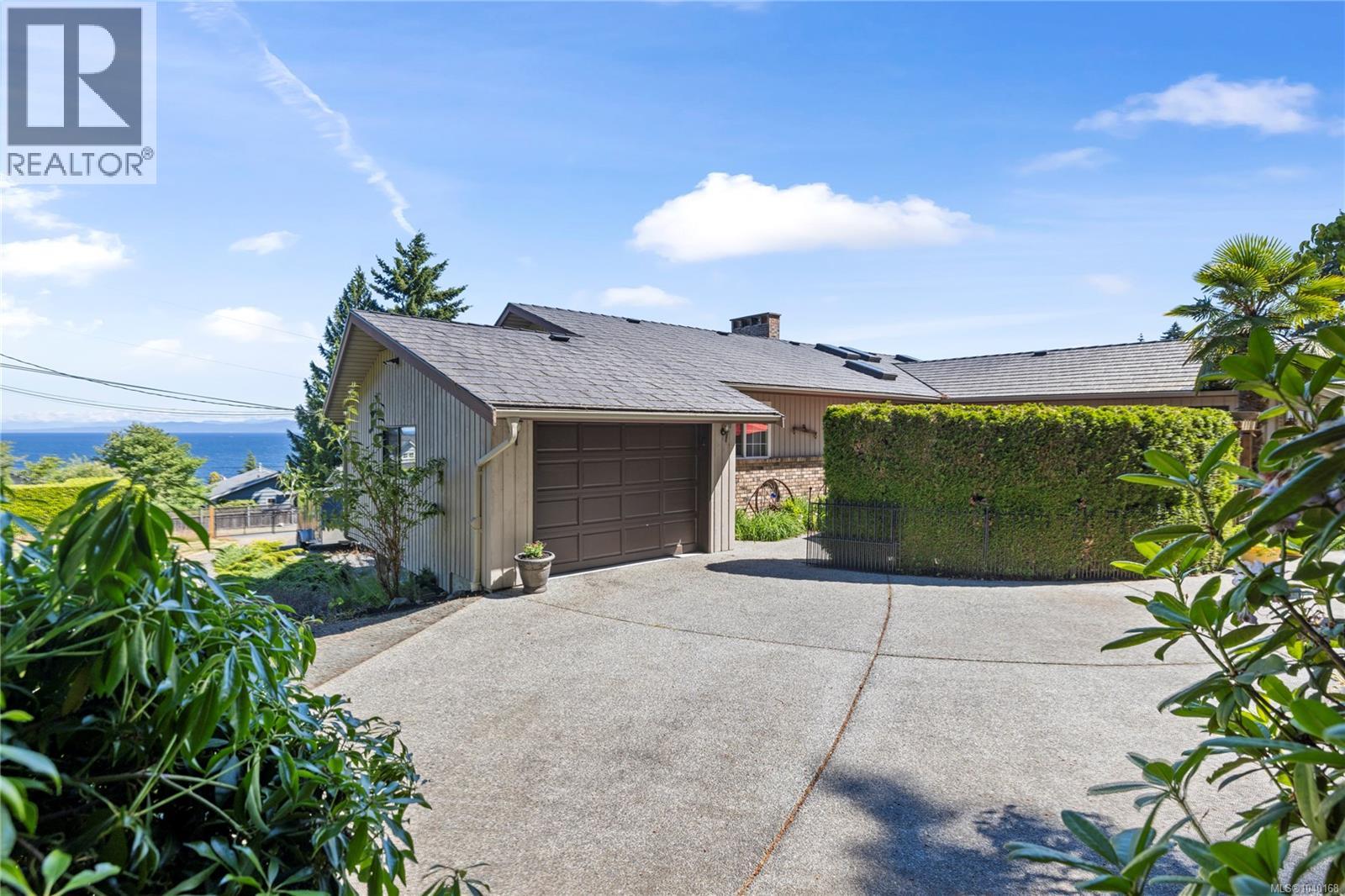 323 Hoylake Rd W, Qualicum Beach, British Columbia  V9K 1K5 - Photo 14 - 1040168