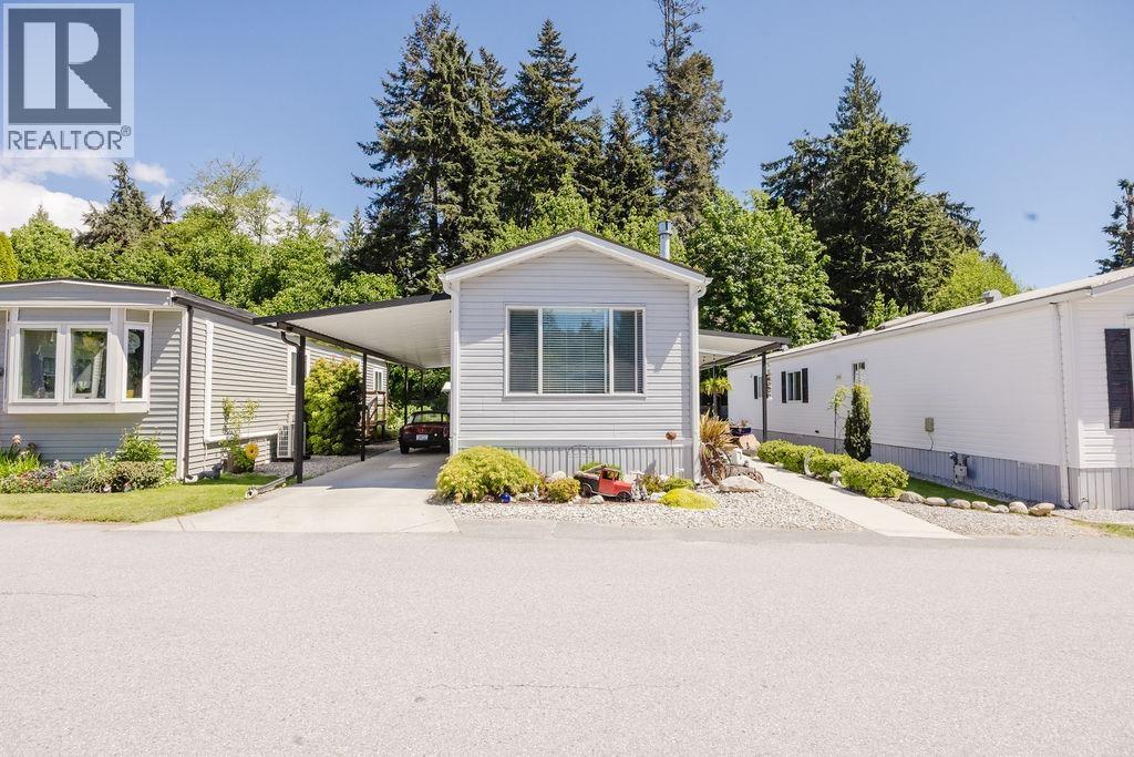 13 4496 Sunshine Coast Highway, Sechelt, British Columbia  V7Z 0C3 - Photo 1 - R3124832
