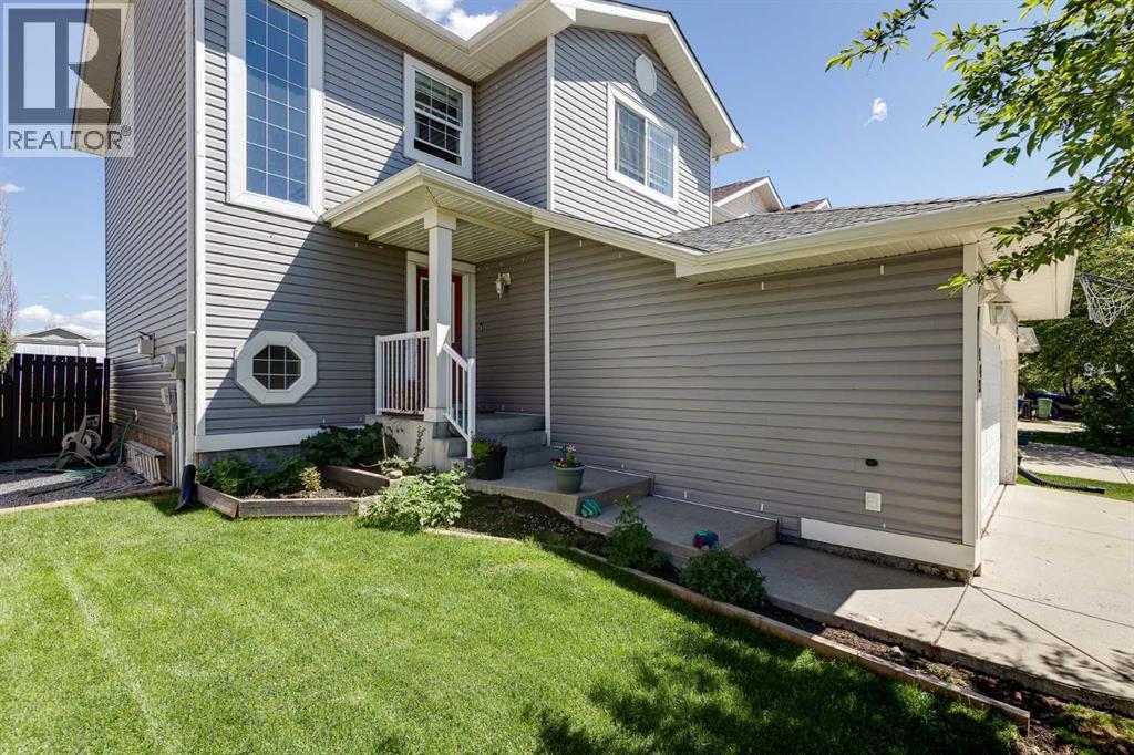 143 Silver Springs Way NW, Airdrie, Alberta  T4B 2V4 - Photo 2 - A2316946