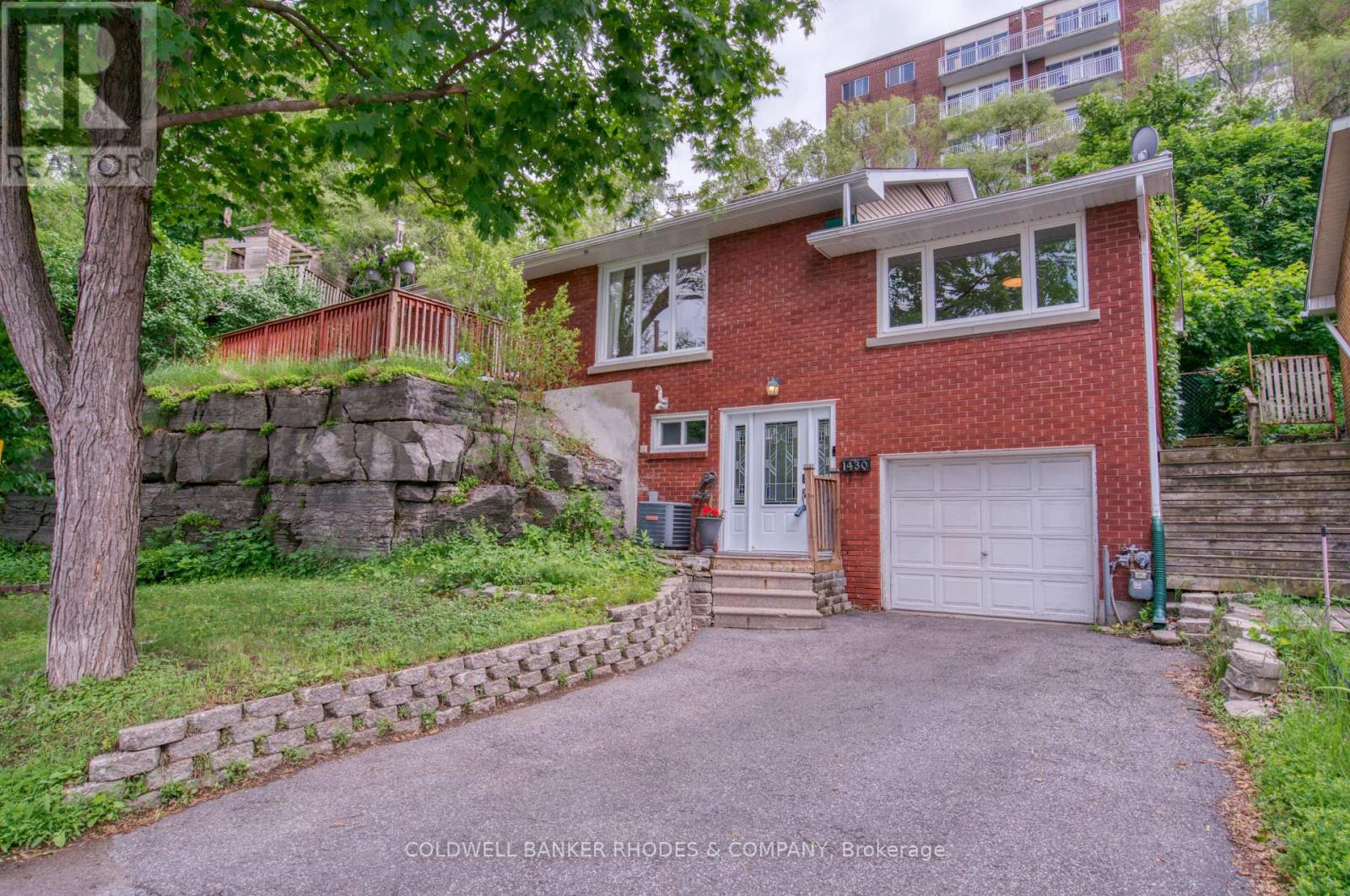 1430 EDGECLIFFE AVENUE, Ottawa, Ontario