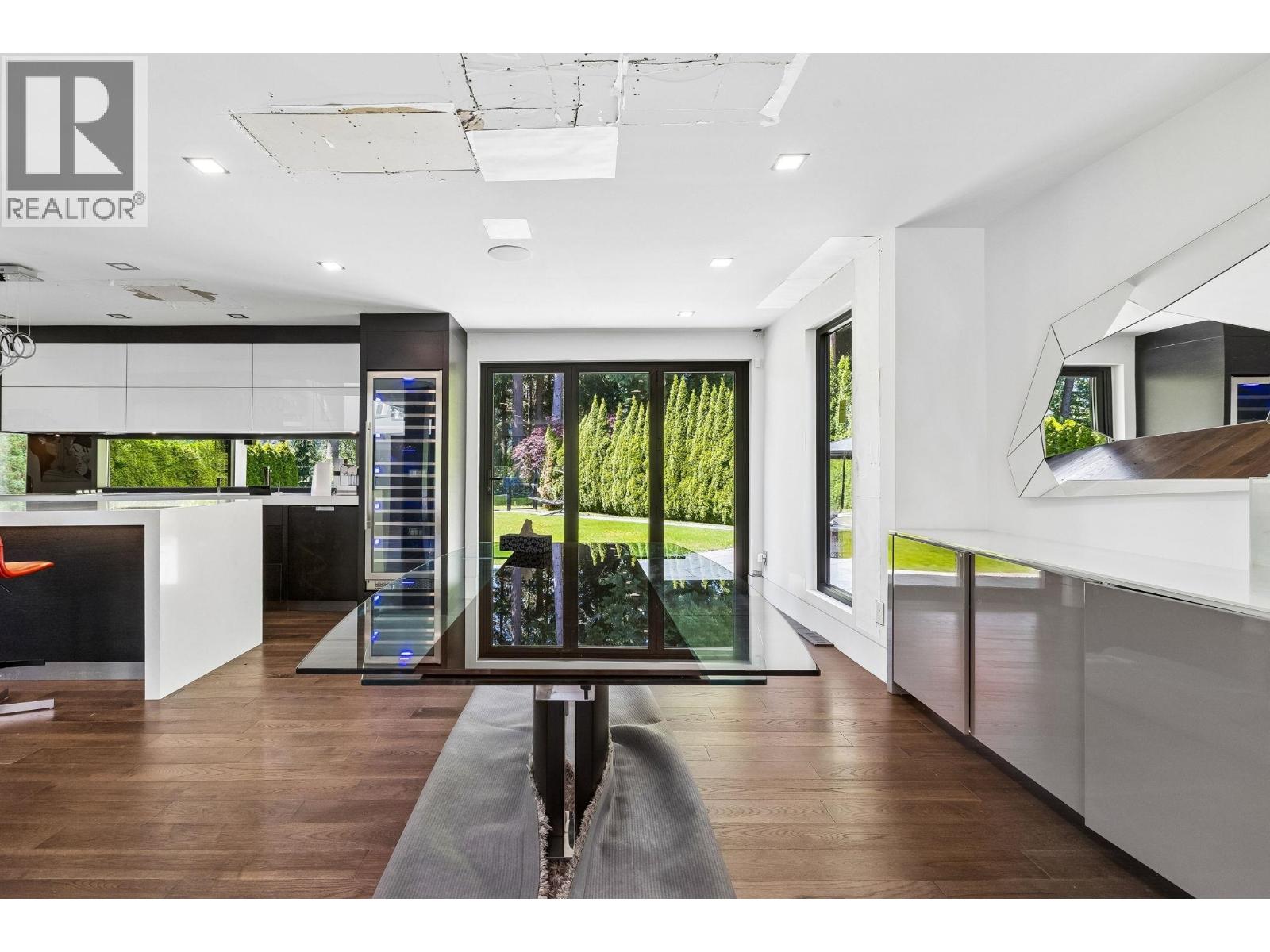 4577 Capilano Road, North Vancouver, British Columbia  V7R 4K2 - Photo 12 - R3137820