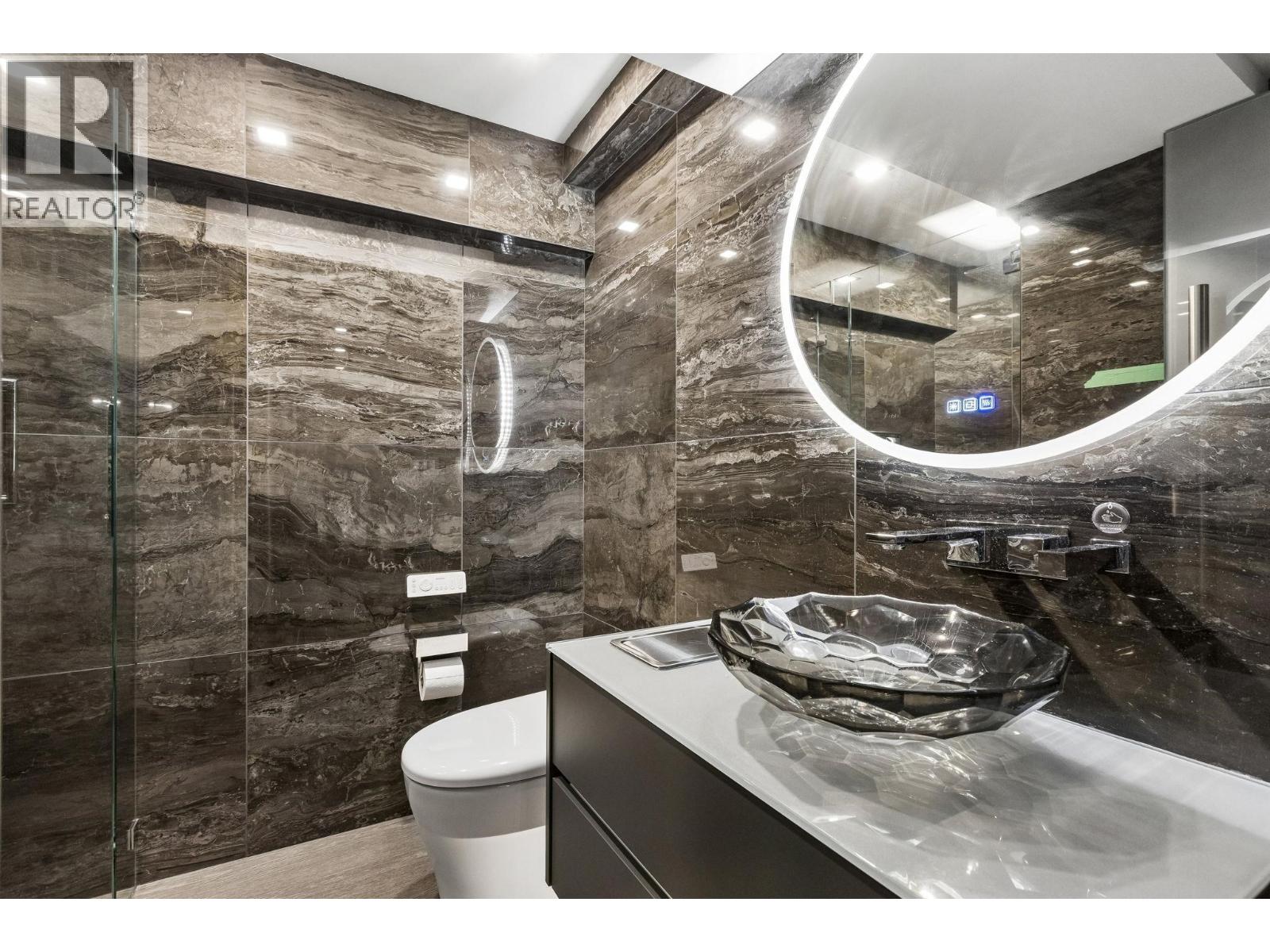4577 Capilano Road, North Vancouver, British Columbia  V7R 4K2 - Photo 26 - R3137820