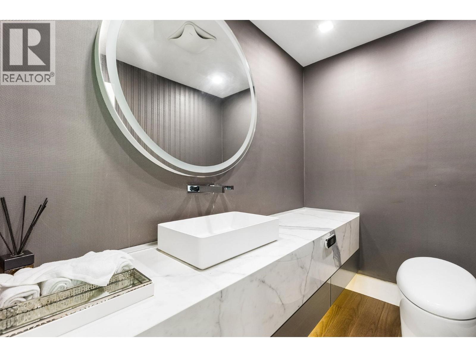 4577 Capilano Road, North Vancouver, British Columbia  V7R 4K2 - Photo 35 - R3137820