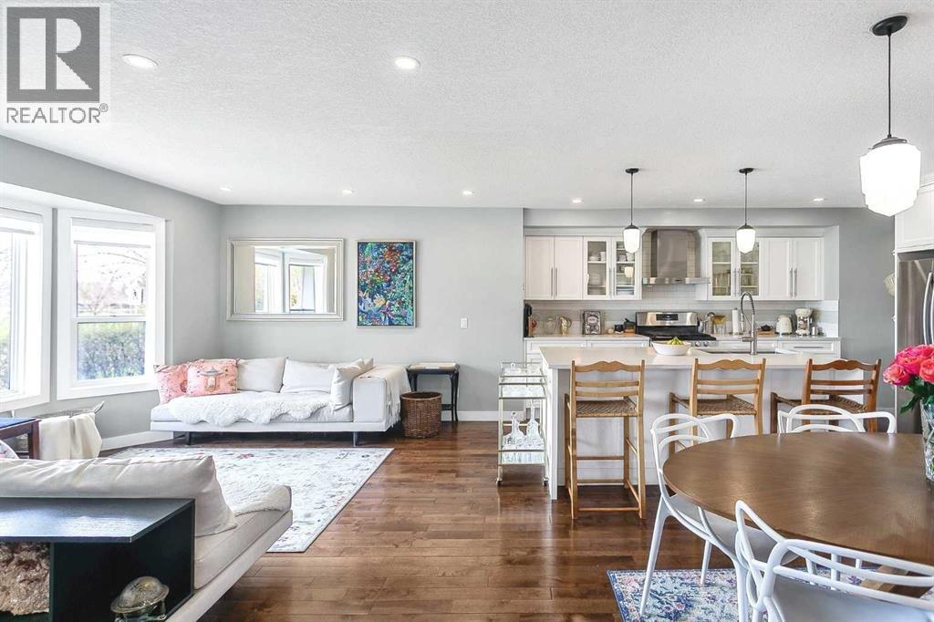 95 Hillgrove Crescent SW, Calgary, Alberta  T2V 3K9 - Photo 2 - A2309620