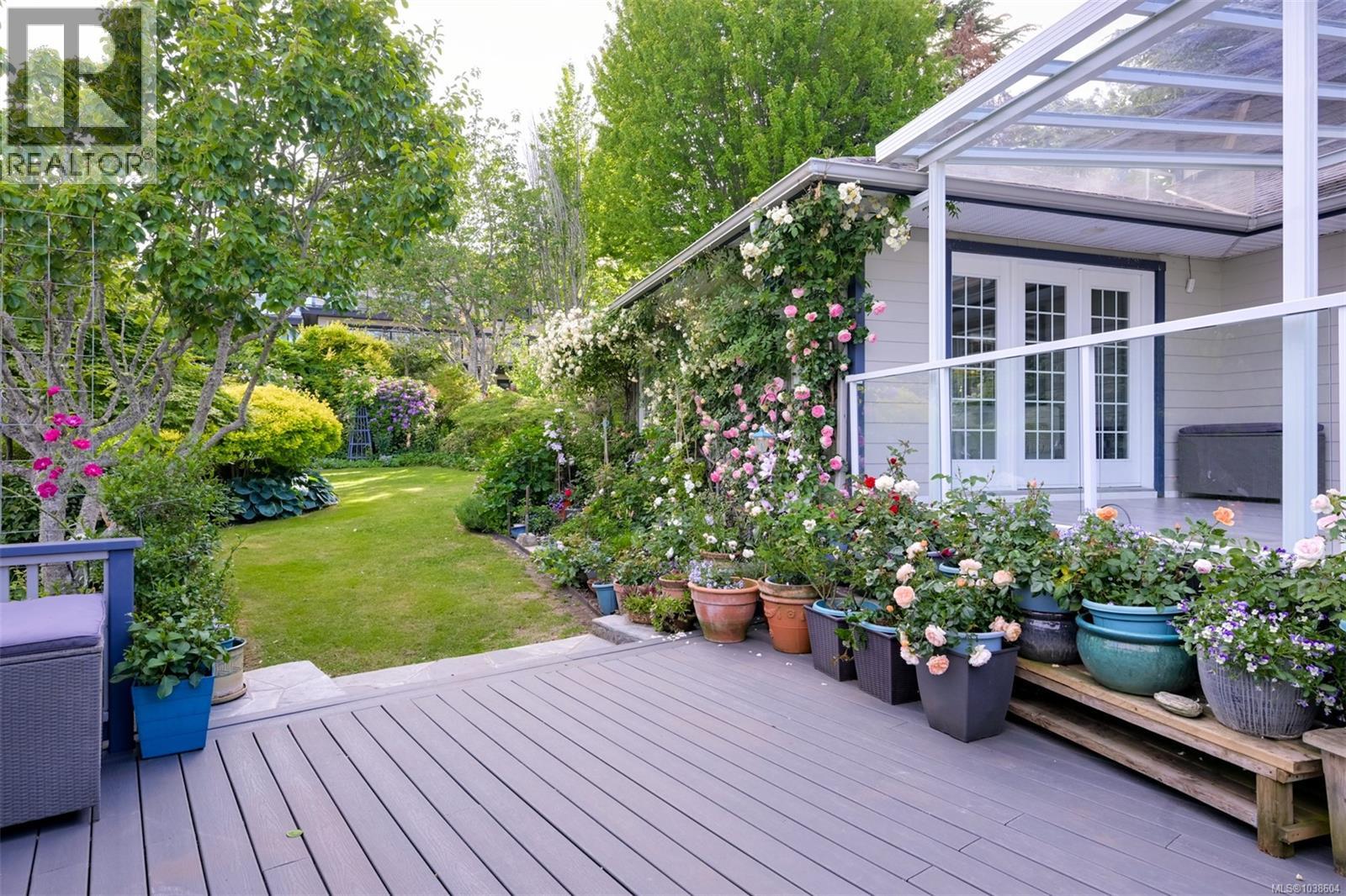 4005 Locarno Lane, Saanich, British Columbia  V8N 3Z9 - Photo 23 - 1038604