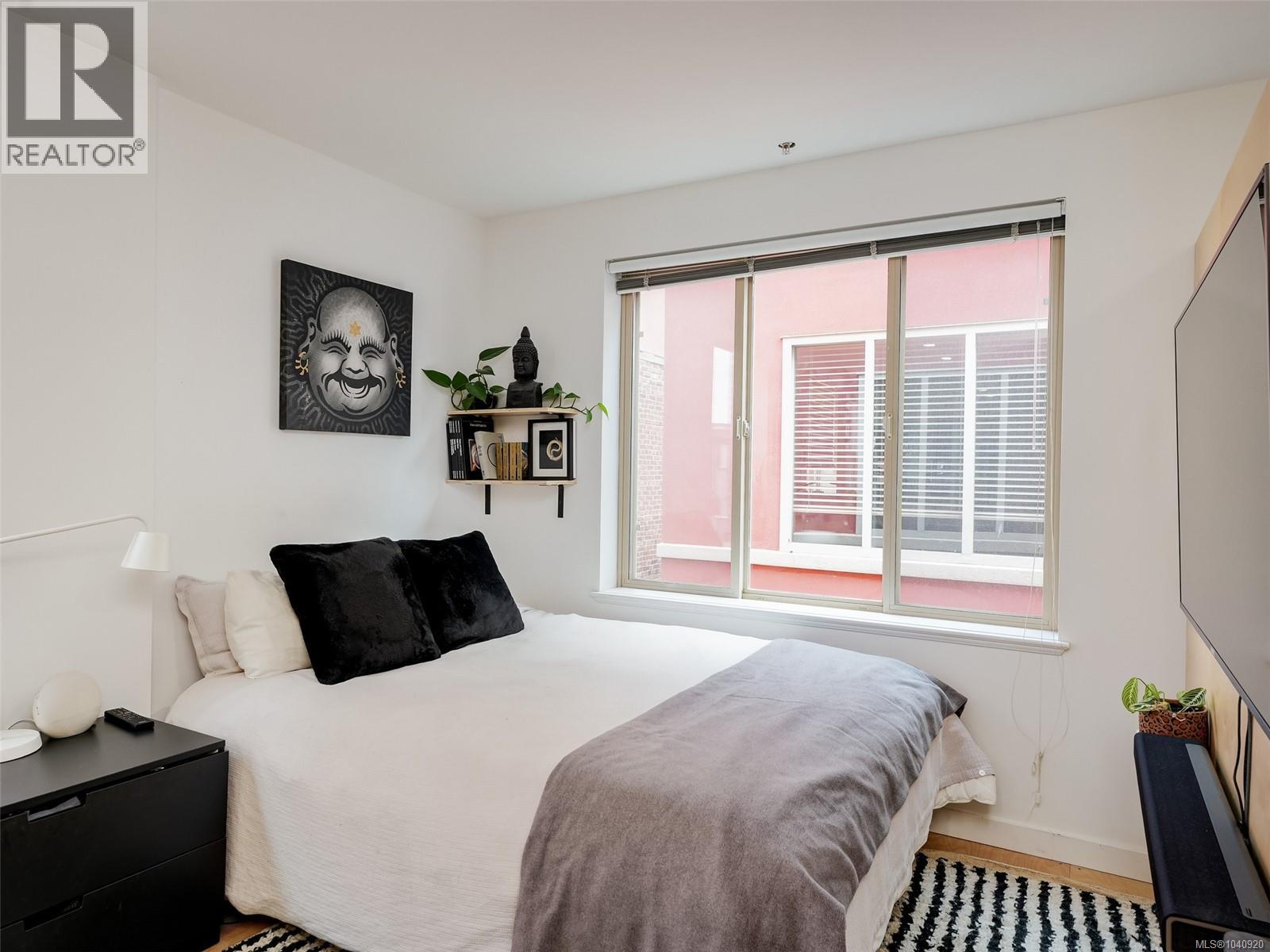 11 532 1/2 Fisgard St, Victoria, British Columbia V8W 1R4 - Photo 7 - 1040920