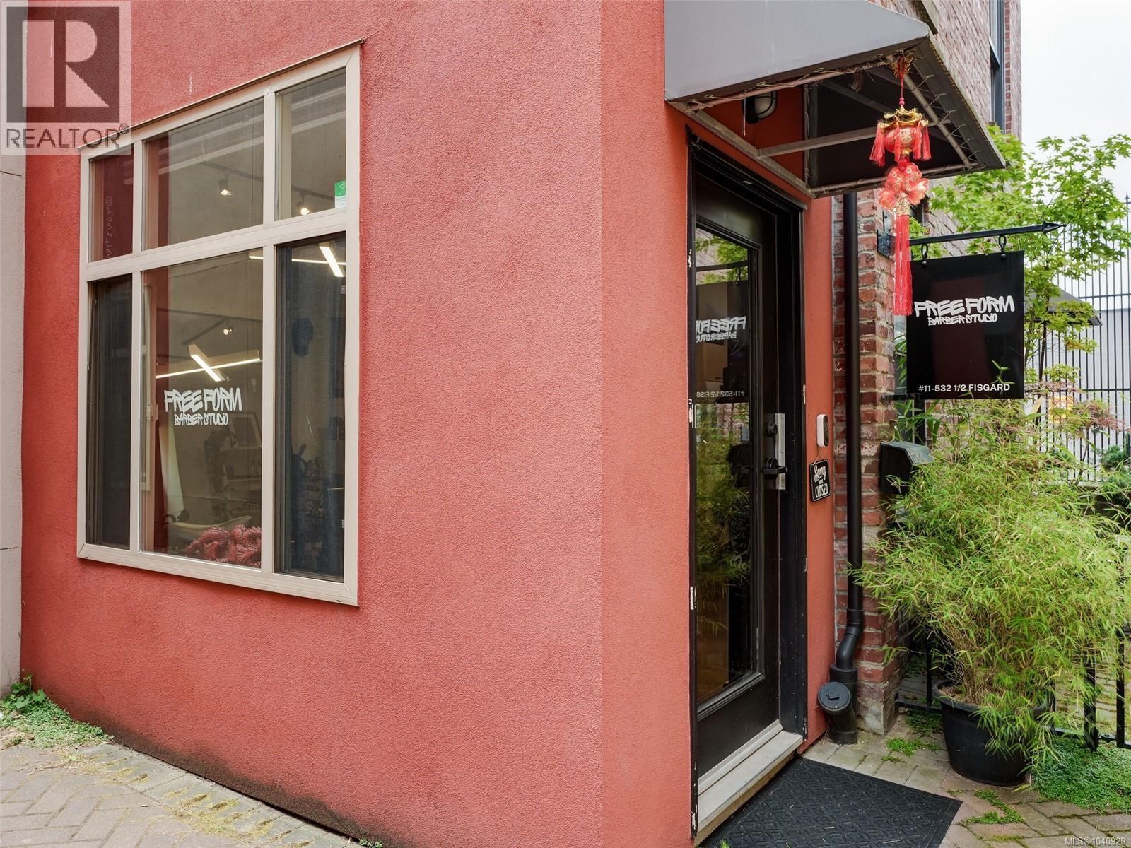 11 532 1/2 Fisgard St, Victoria, British Columbia V8W 1R4 - Photo 17 - 1040920