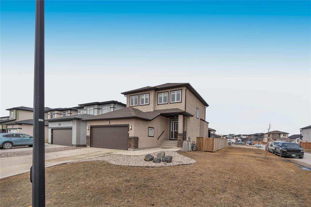 147 Berry Hill Road, Winnipeg, Manitoba  R3Y 2A7 - Photo 1 - 202614391