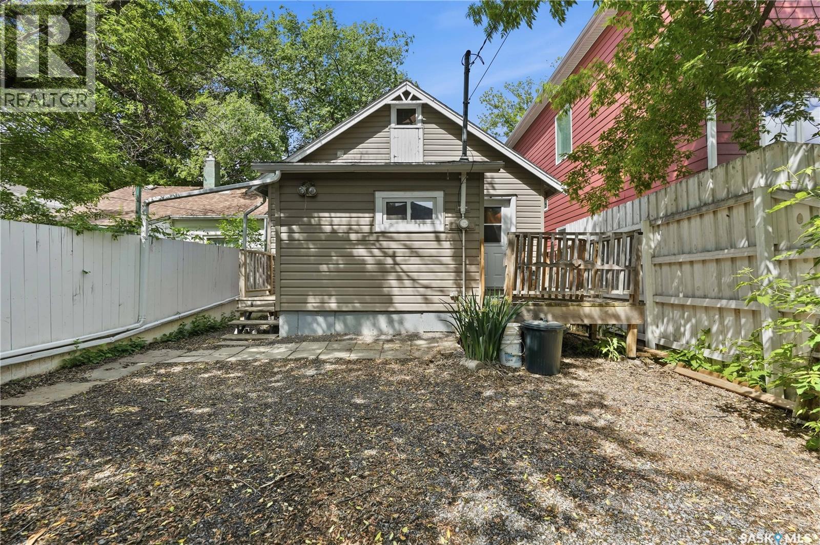 2509 Mcdonald Street, Regina, Saskatchewan  S4N 2Z6 - Photo 36 - SK040085