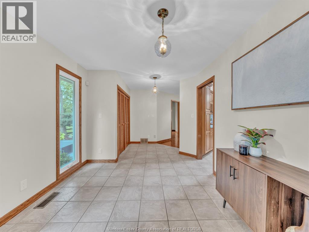 8850 Malden Road, Lasalle, Ontario N9J 2V8 - Photo 20 - 26014481