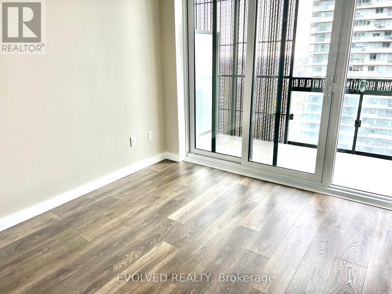 2712 - 8 Eglinton Avenue E, Toronto, Ontario  M4P 0C1 - Photo 2 - C13468014