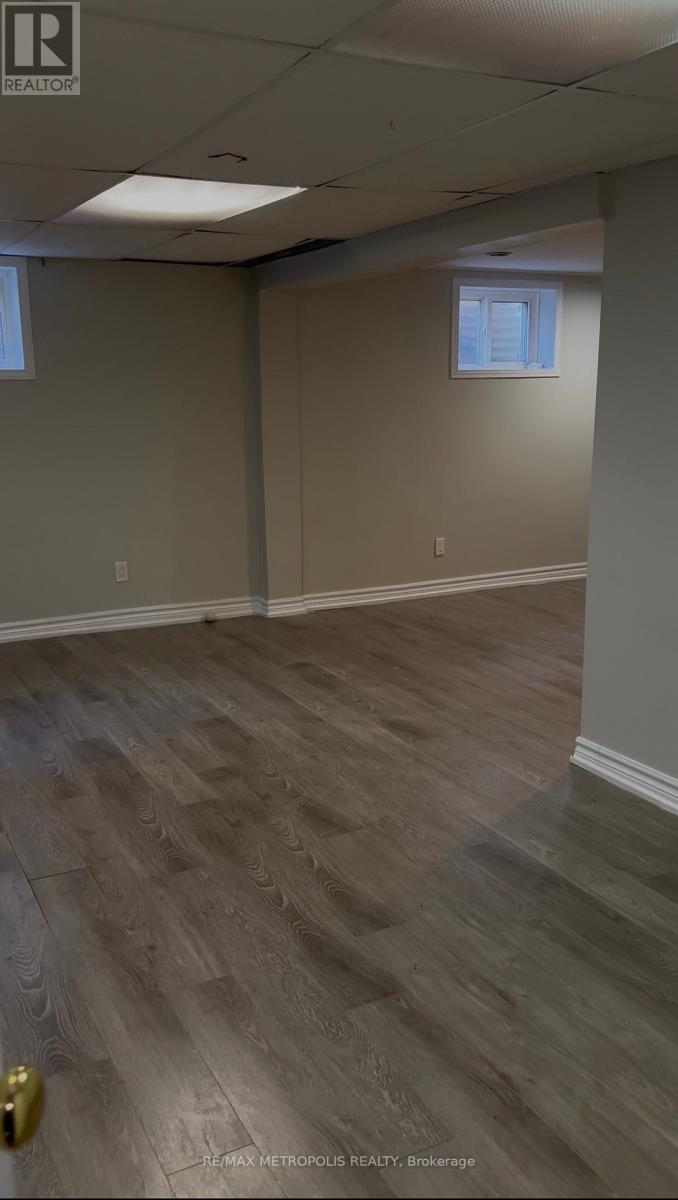 853 Douglas Avenue, Pickering, Ontario L1W 1N5 - Photo 6 - E13467992