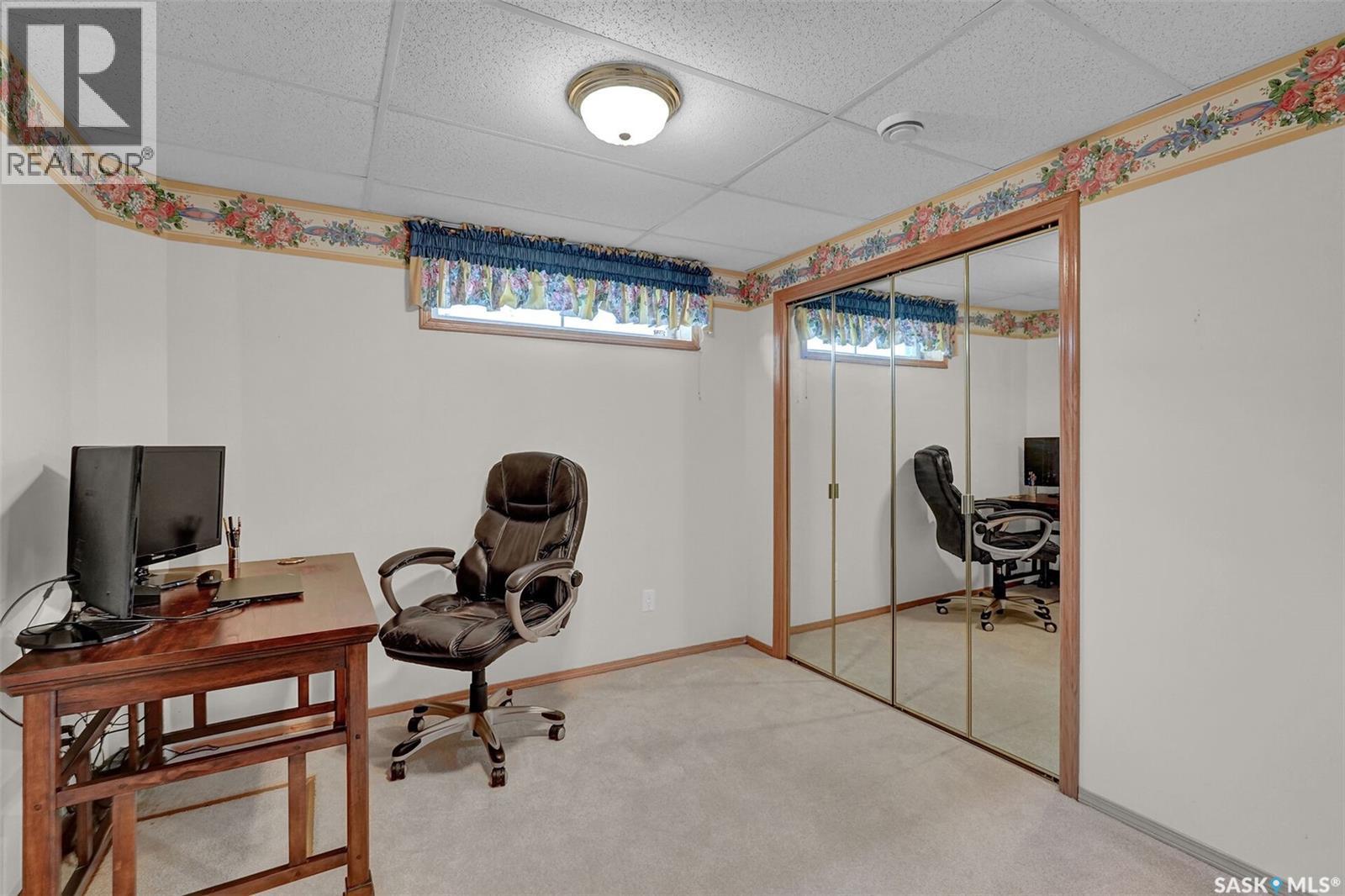 3328 Lakeshore Court, Regina, Saskatchewan  S4S 7H8 - Photo 44 - SK040086