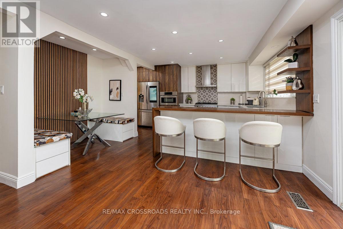 16 Heisey Drive, Markham, Ontario  L3P 4P7 - Photo 14 - N13467968