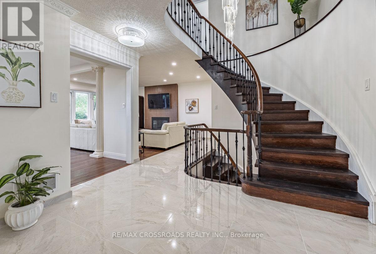 16 Heisey Drive, Markham, Ontario  L3P 4P7 - Photo 9 - N13467968