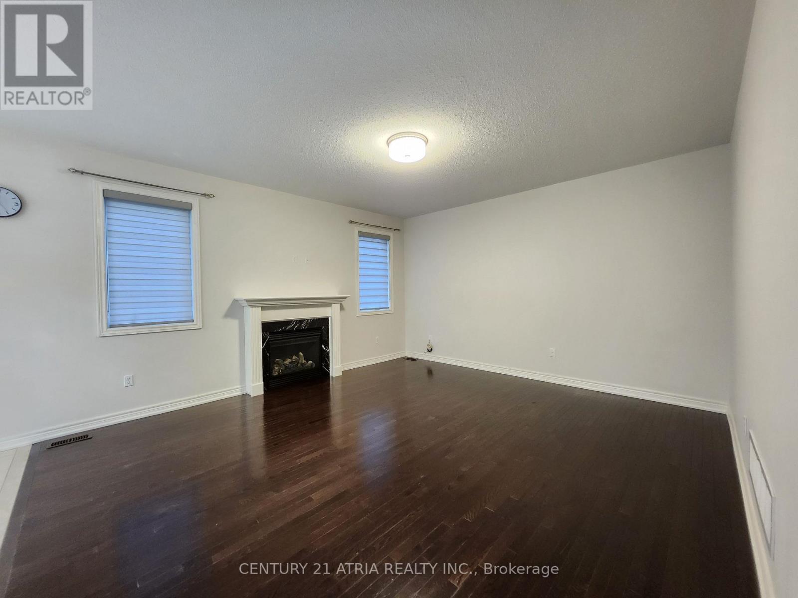 1237 ATKINS DRIVE, Newmarket, Ontario