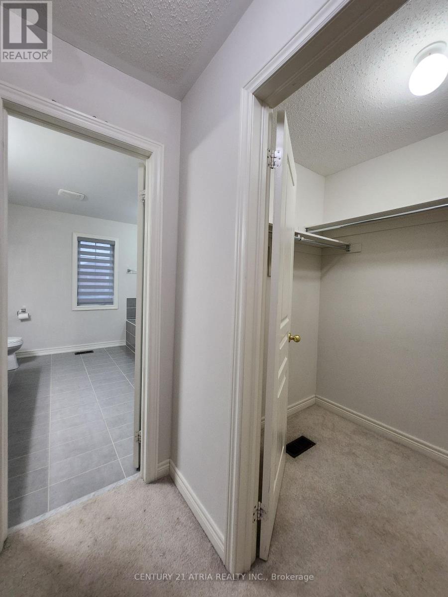 1237 Atkins Drive, Newmarket, Ontario  L3X 0C8 - Photo 11 - N13468060