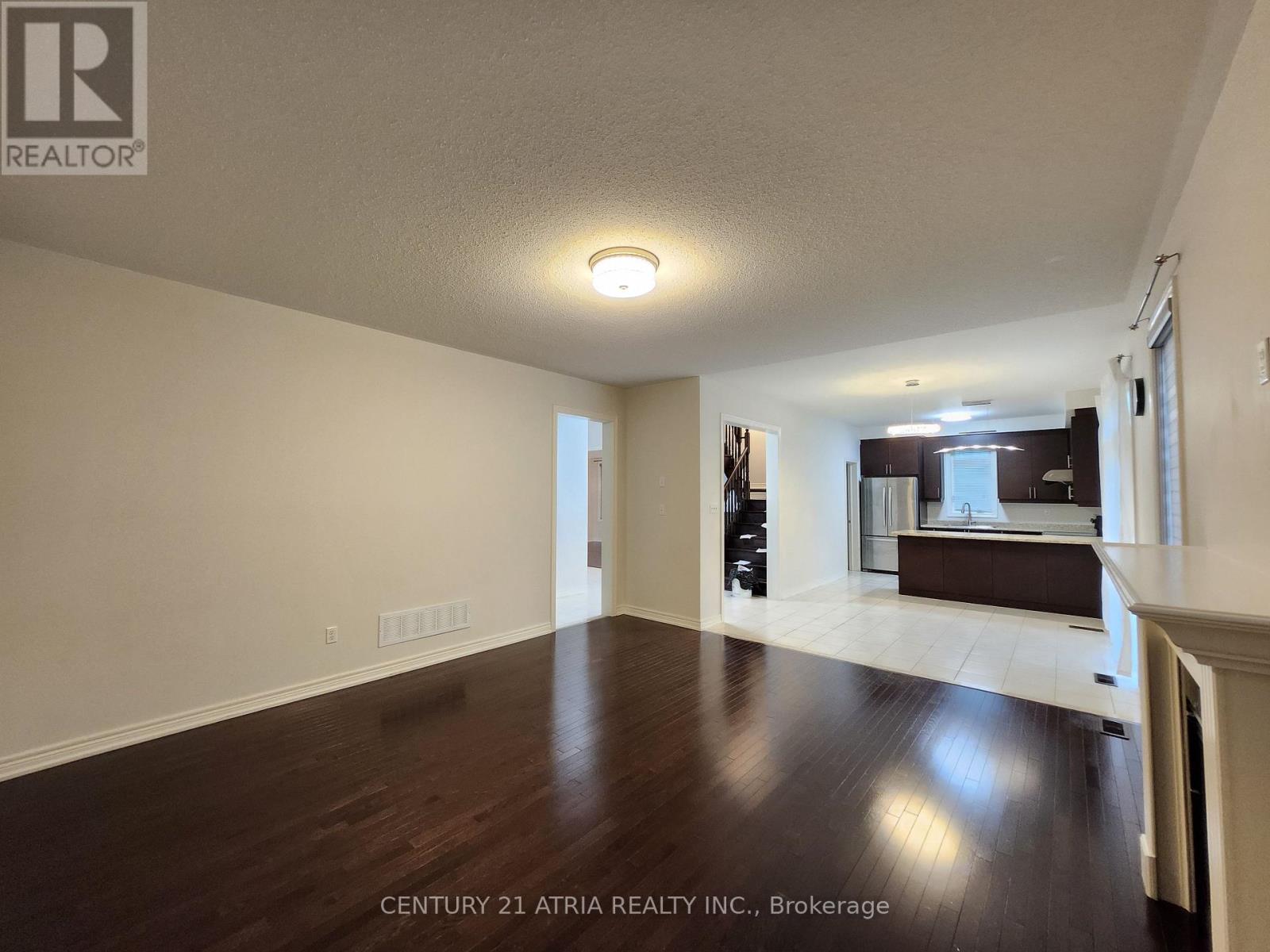 1237 Atkins Drive, Newmarket, Ontario  L3X 0C8 - Photo 3 - N13468060