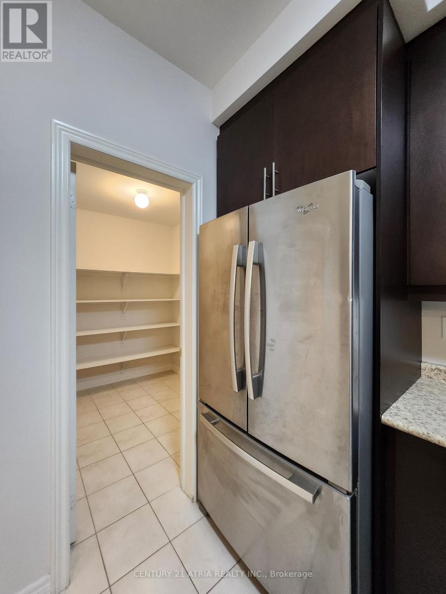 1237 Atkins Drive, Newmarket, Ontario  L3X 0C8 - Photo 7 - N13468060