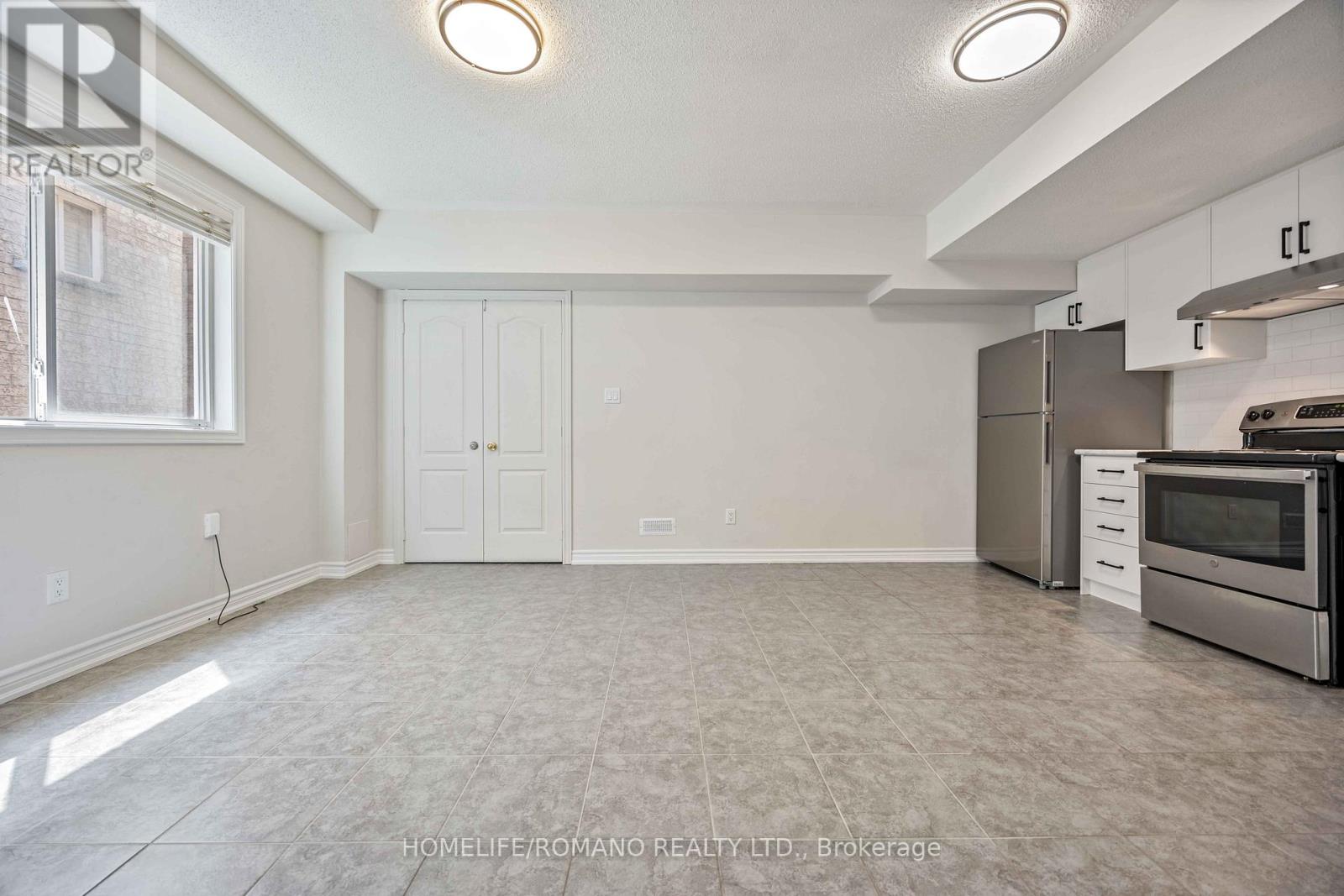 Basement - 34 Gianmarco Way, Vaughan, Ontario L6A 3J3 - Photo 14 - N13468072