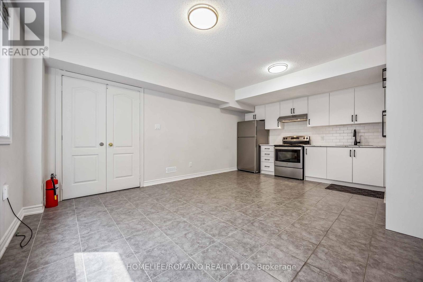 Basement - 34 Gianmarco Way, Vaughan, Ontario L6A 3J3 - Photo 5 - N13468072